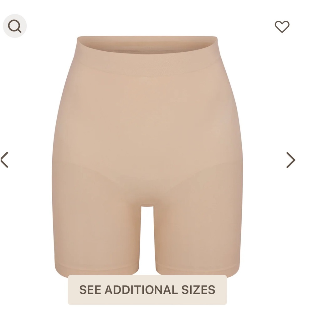 SKIMS SEAMLESS SCULPT MID THIGH SHORT